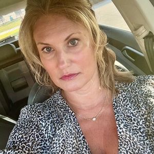 Meet your Posher, Posh